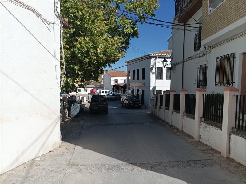 Foto abd6c3c2-d88f-4464-9f51-d19fc4aa43aa. Casa adossada a Píñar