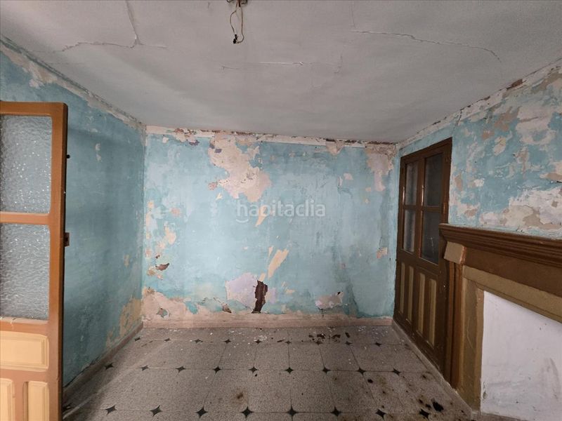 Foto b70eb96d-a488-492e-bfdd-10cef6626e57. Casa adossada a Píñar