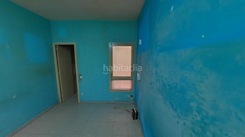 Foto 4983e3d6-6d62-4669-b897-6de42c2bb0a8. Estudi a El Clot Barcelona
