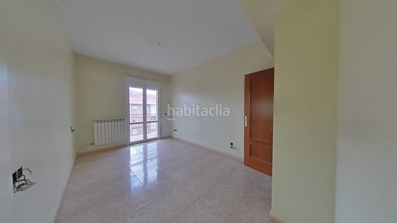 Foto dc1cf38b-27d2-4b0d-939f-61df2c7d0141. Pis a Alfaro