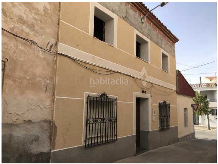 Foto 4e2a416d-1f04-4f2c-9b5e-63ea578e3892. Casa adossada a Abanilla