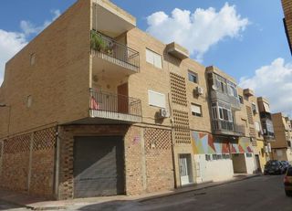 Pis  Calle cieza 12 portal 12 planta 1 puerta b