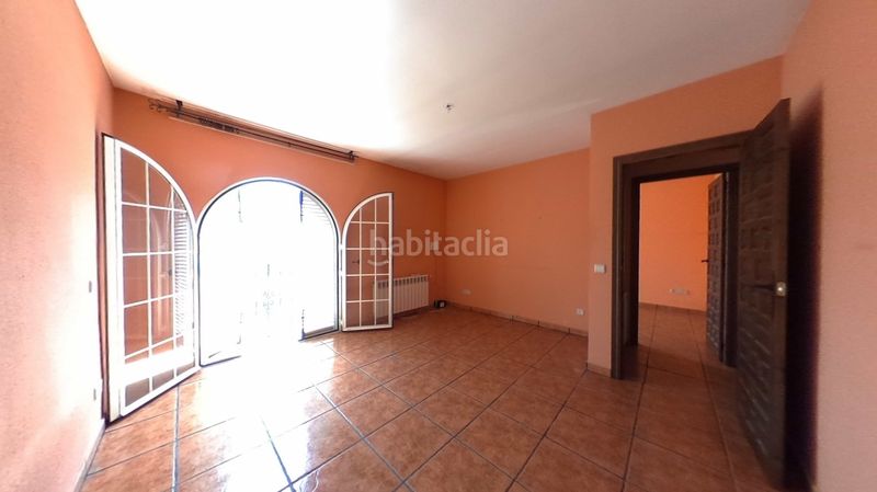 Foto 434851bd-d8c4-40ed-a541-b596e0f1c2fd. Casa amb aparcament a Loeches