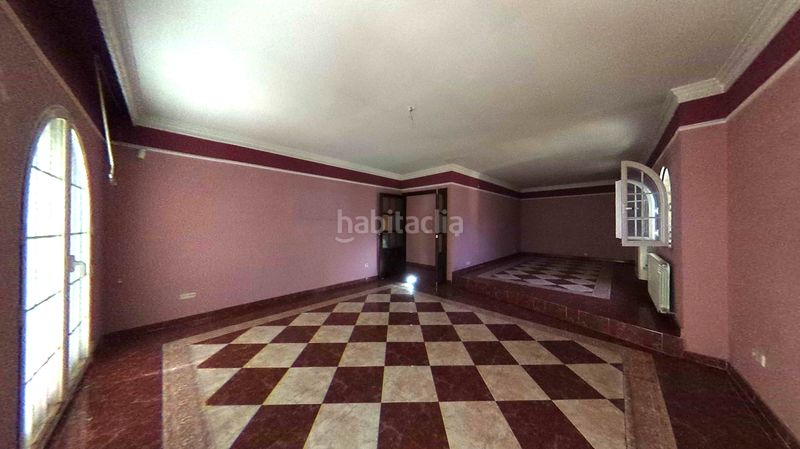 Foto 75fd7ed2-19bf-4277-b864-34bcf136b6a5. Casa amb aparcament a Loeches