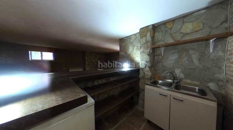 Foto fcc9a5fd-2a95-4dd1-9461-3cbd8b9e3e7b. Casa amb aparcament a Loeches