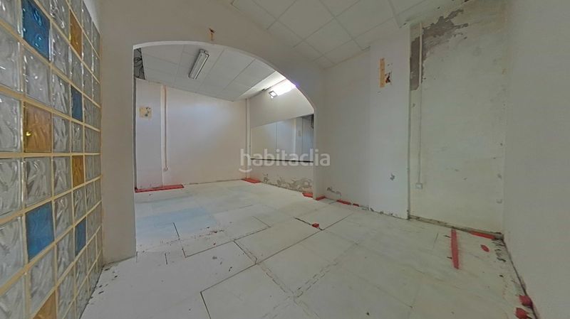 Foto 48bdaaa0-84c8-4b8f-8d1e-cb9218d74710. Local comercial en Melide