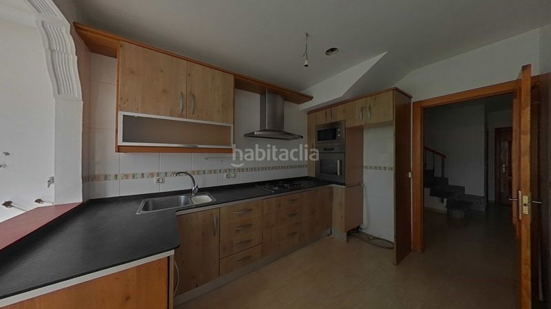 Foto 7f032d6d-cfef-4f58-9b7f-5f8431dcb63c. Casa adossada amb aparcament a Berja