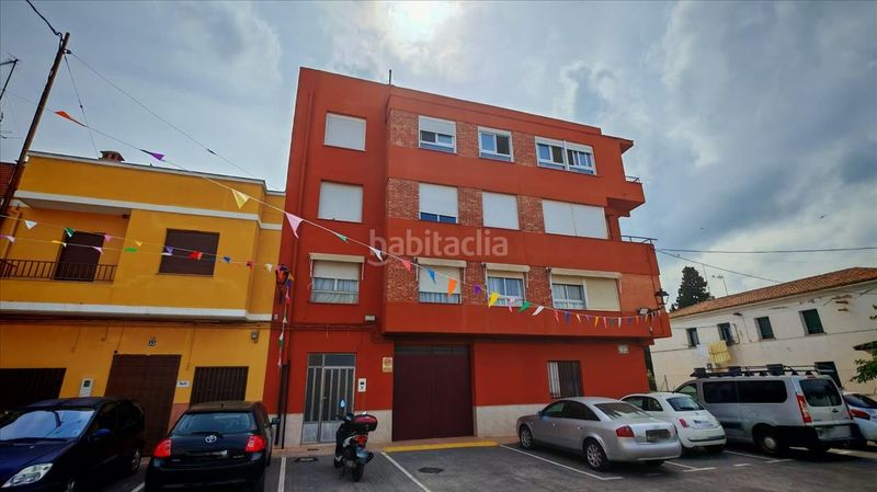 Foto 738acfd9-818a-4f19-9580-2ed2acc00e45. Pis a Canals