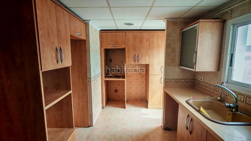 Foto 8048e0b0-d050-4f76-9984-241d069e4c0b. Pis a Canals