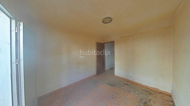 Foto 416bfc9e-0ad5-42a8-983b-6f48d401a5a5. Casa adossada a Onda