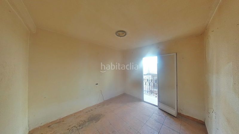 Foto 5e89931d-3652-499e-a57e-ee894face6f1. Casa adossada a Onda