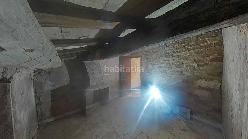 Foto a6e62998-7eba-4a38-bfd7-fab9f868e777. Casa adossada a Onda