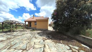 House  Acacias