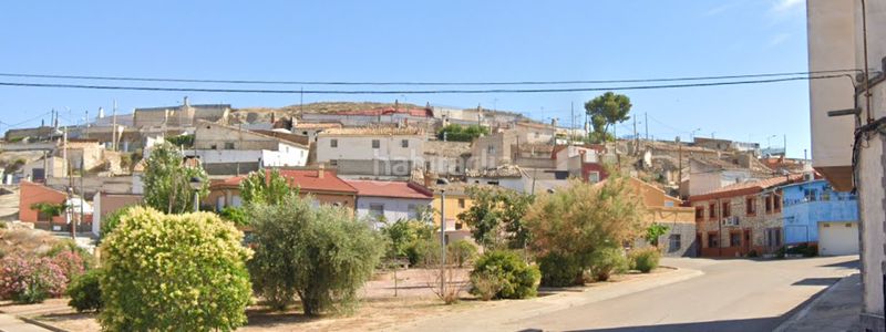 Foto aad19586-c4b8-45bf-89b0-7301bb8fa315. Casa adossada a Épila