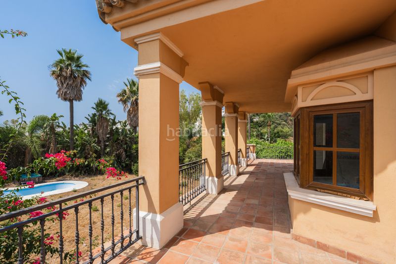 Foto c65d081c-9fd9-449e-b620-b57623adc898. Casa amb piscina a La Concha - Resina Golf Estepona