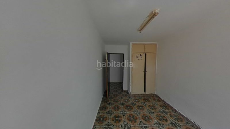 Foto 8ca6321f-751c-4796-8b94-2a6a3fa70a5f. Pis a La Fontsanta Valencia