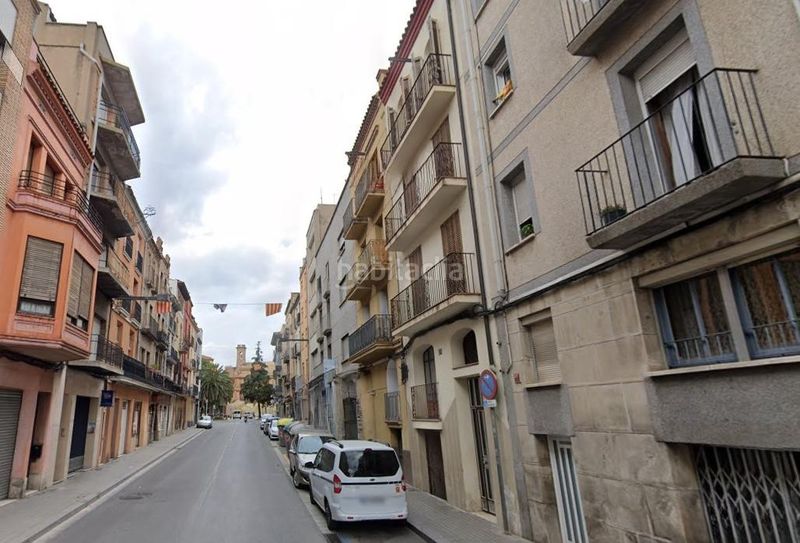 Foto d772e43d-e8a8-40eb-879f-2902296a4adc. Edifici a Centre Igualada