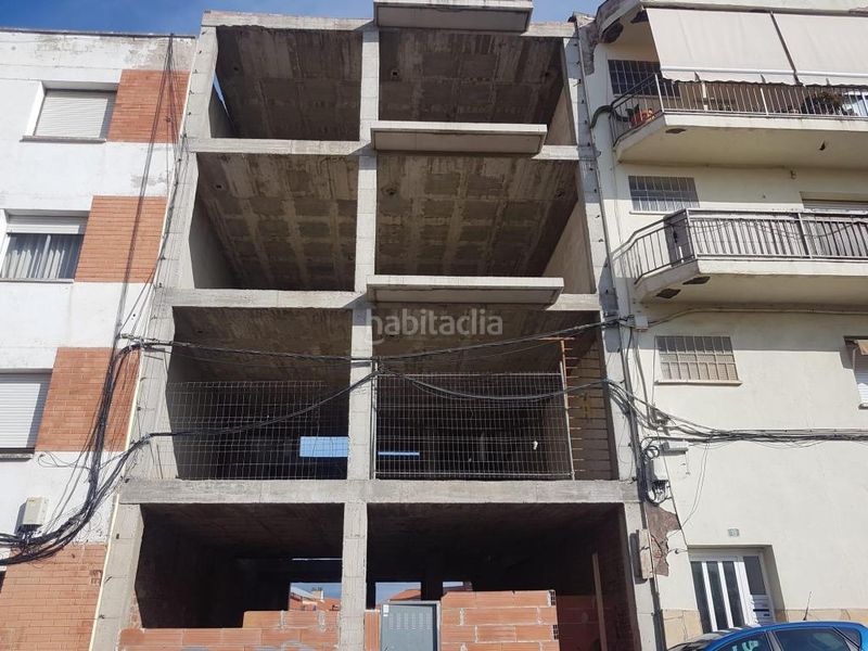 Foto aa29cf42-f39f-42d8-b8e8-2e8f7ba7838a. Edifici a Nucli Urbà Esparreguera