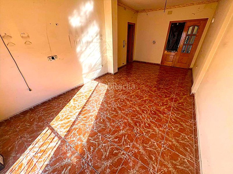 Foto f91e41fd-b8e9-403e-9639-7a59d726de7e. Casa adossada amb aparcament a Fuente Vaqueros
