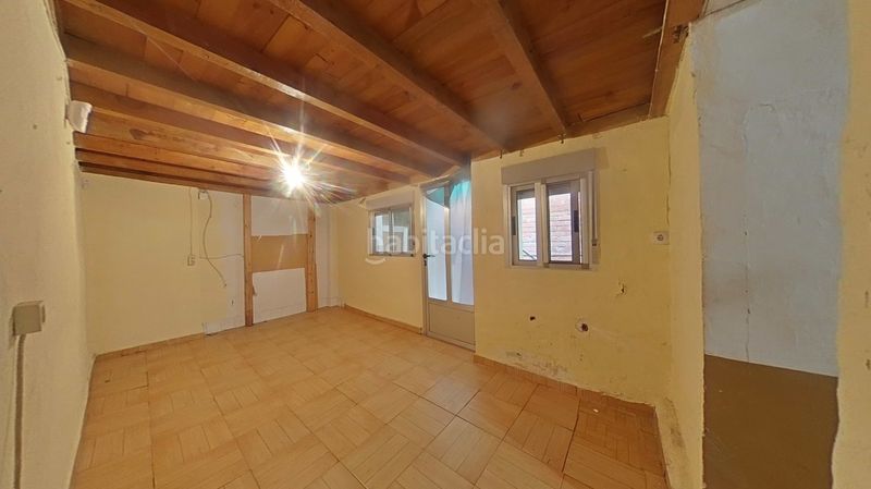 Foto 59231a13-ad54-49cb-81df-41d9a54070c6. Casa amb aparcament a Castronuño