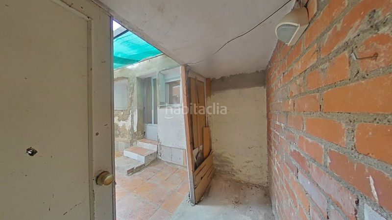 Foto caef0ef3-d334-404e-acbc-1f3082529f1f. Casa amb aparcament a Castronuño