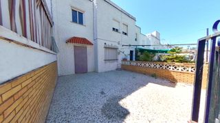 House  Lepe