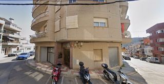 Pis a Calle Alhambra