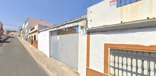 Casa adosada en Calle Martin Alonso Pinzon