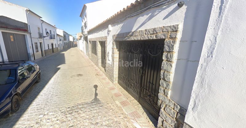 Foto ac932e5c-c34f-4651-8bbb-8633b8620744. Casa adossada a Fuente la Lancha