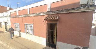 Semi detached house  Calle ponce de leon