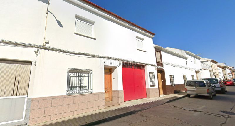 Foto 39e6b74a-4191-4087-81b8-8ff833f4c828. Casa adosada en Campo de Criptana