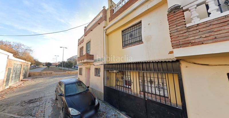 Foto 2f807d04-ee3a-40de-ad1c-0812a12bb9fd. Casa adossada a La Paz Granada