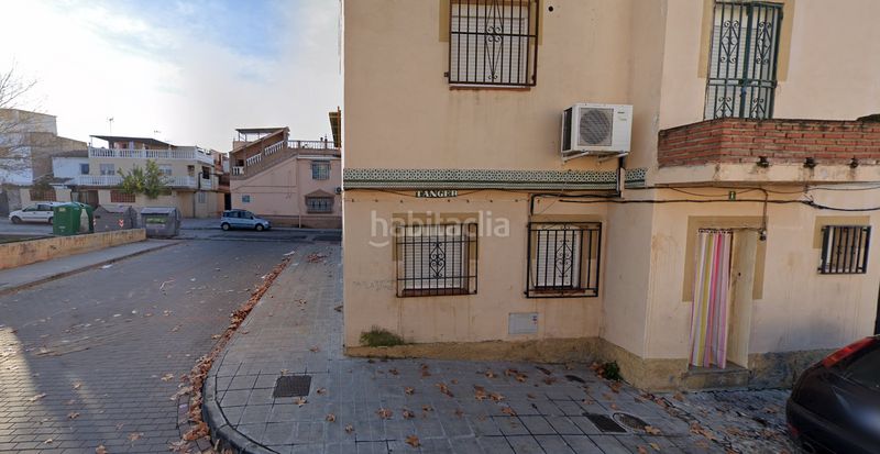 Foto d1b109d3-8a40-49bc-aa22-ed4f30db3f11. Casa adossada a La Paz Granada