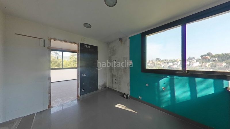 Foto 453010af-d700-4636-97e1-4aa459791e17. Casa amb piscina a Vallirana