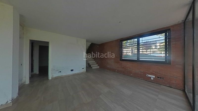 Foto 84dd306f-070c-4f29-aa59-2966505ce90f. Casa amb piscina a Vallirana