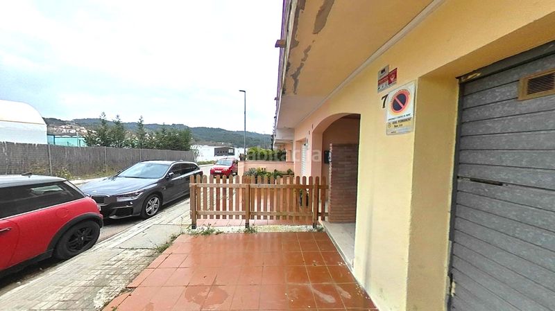 Foto b4461524-f2e3-40c7-9a4a-5fb194795f1c. Casa adossada amb aparcament a Arenys de Munt