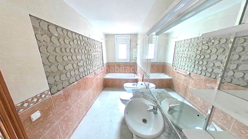 Foto be132ad2-3957-431f-9bc0-bdc01035c7c2. Casa adossada amb aparcament a Arenys de Munt