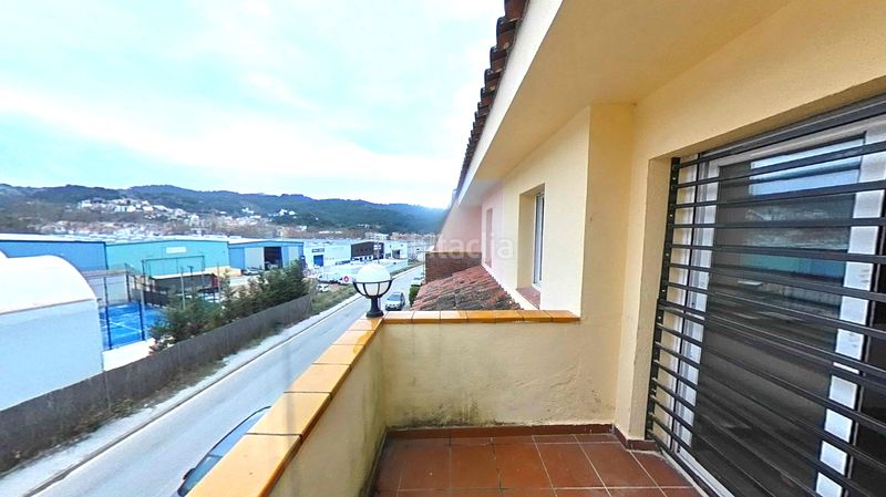 Foto ccf0abdb-1757-45db-8d99-b64f6af68740. Casa adossada amb aparcament a Arenys de Munt