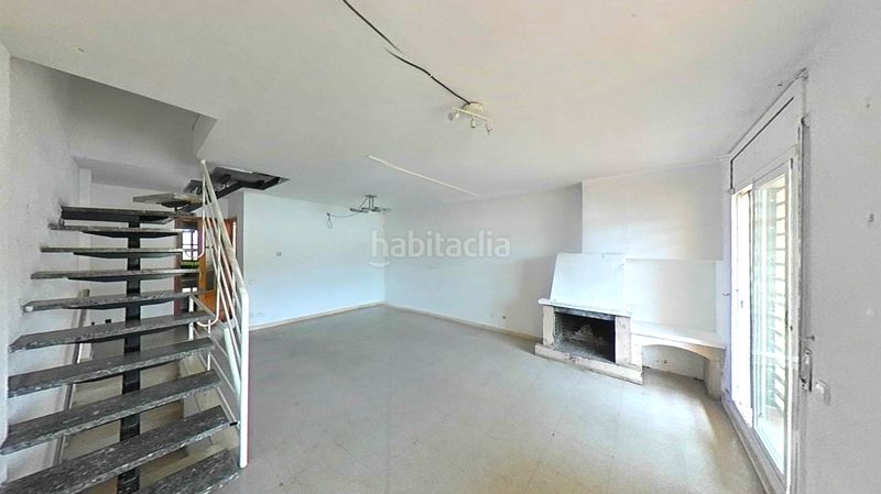 Foto d0fbd2e3-7a57-457d-9ed1-9d3f735f1bb5. Casa adossada amb aparcament a Arenys de Munt