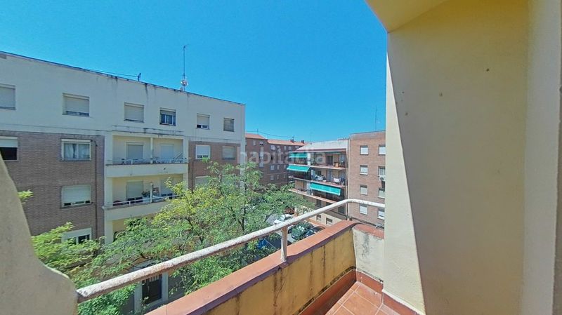 Foto 503a951b-bab4-4a37-a3d7-3bd6d970c6f0. Piso en Numancia Madrid
