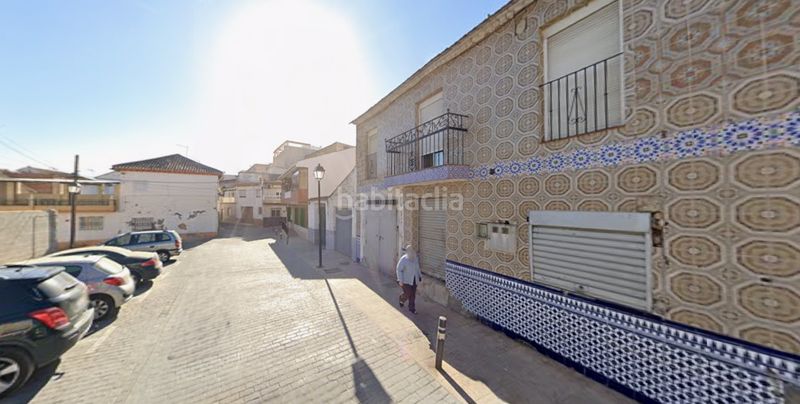 Foto 9d058c11-979d-46e7-9ca0-0501ef174c38. Casa adossada a Láchar