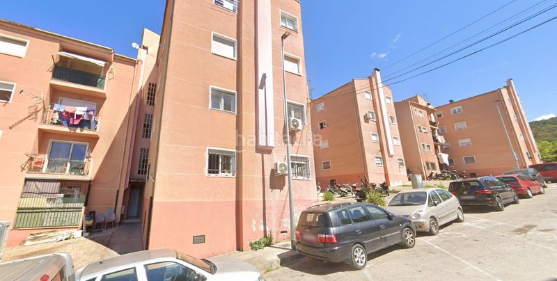 Foto 62649f4d-2631-42db-97d3-91279594a79e. Pis a Vila - roja Girona