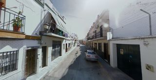 Semi detached house  Pepe hillo