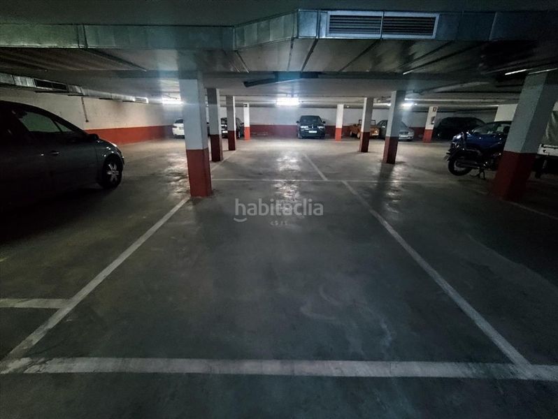 Foto 9a7694bd-ced8-4503-a8f0-eb6691b38754. Aparcament cotxe a Vera ciudad Vera