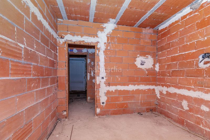 Foto 69d68d73-16a7-4140-9005-c5d6849618d7. Casa adossada a Mocejón