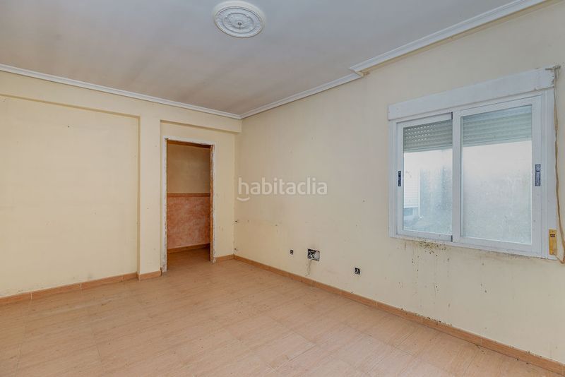 Foto cbff8f3d-7b64-4df2-8023-53ea584c5227. Casa adossada a Mocejón