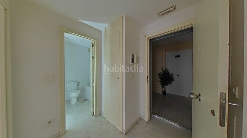 Foto 11426c92-b40c-4238-8f62-616776936e3c. Edifici a Urbadiez - Entrepuentes Sevilla