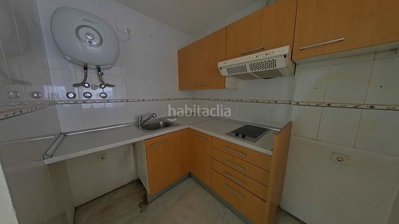 Foto 7809a9e8-8015-4b0a-a138-6b79acb49262. Edifici a Urbadiez - Entrepuentes Sevilla