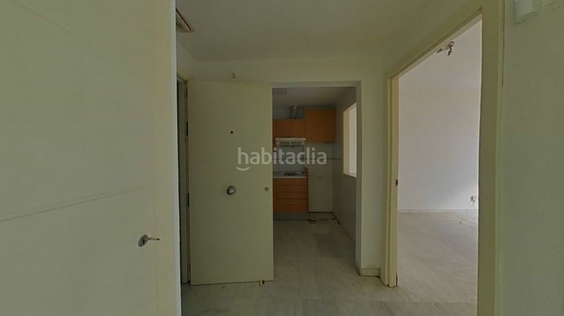 Foto a00dac3b-abe2-46e2-81ce-0768a6f913cf. Edifici a Urbadiez - Entrepuentes Sevilla