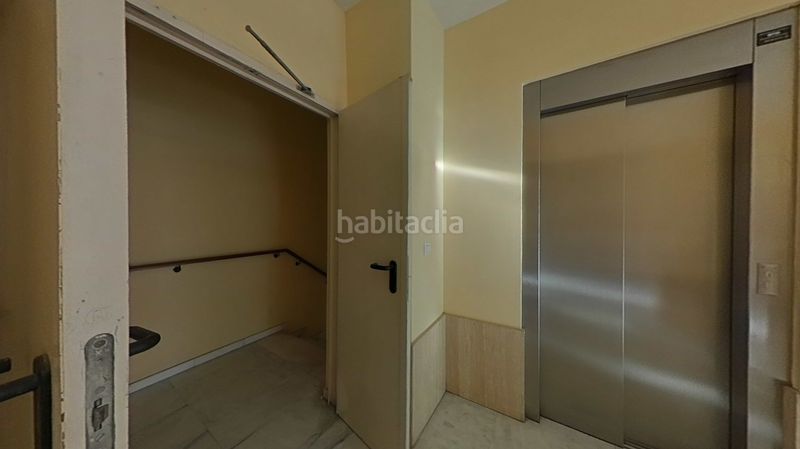 Foto a9fef700-a420-4f50-9408-fd9f8180330e. Edifici a Urbadiez - Entrepuentes Sevilla